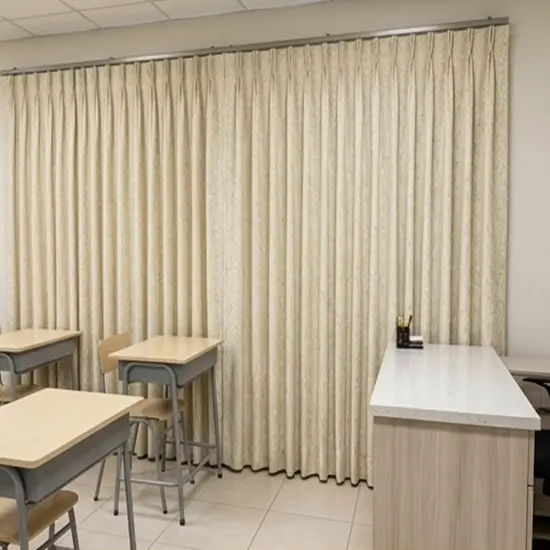 Cortinas Chain Luxury